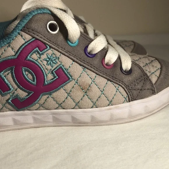 Girls Etnies Sneakers Size 12 Youth Shoes Logo - Picture 7 of 10